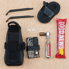 Load image into Gallery viewer, Blackburn Grid Small Contents