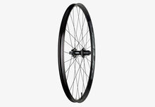 Load image into Gallery viewer, Aeffect R MY21 rotate