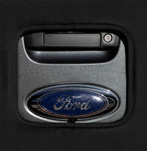 Load image into Gallery viewer, t2-tailgatepad-olive-detaila-1-pdp-m-3x-2043x2100-
