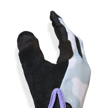 Load image into Gallery viewer, Giro La DND Glove - Sky Blue Pulse
