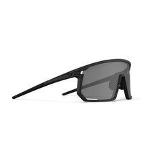 Load image into Gallery viewer, Tifosi Moab Blackout, Smoke, AC Red and Clear Lens
