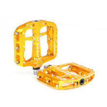 Load image into Gallery viewer, Chromag Scarab Pedals Gold
