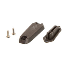 Load image into Gallery viewer, SRAM Disc Brake Lever Reservoir Cap Kit - (Includes Reservoir Cap, Bladder, Hardware) - Code Ultimate/Silver/Bronze Stealth C1

