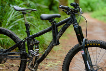 Load image into Gallery viewer, Shotgun_Kids_MTB_Seat_4
