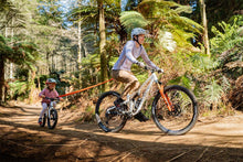Load image into Gallery viewer, KRS_MTB Tow Rope_Orange 5
